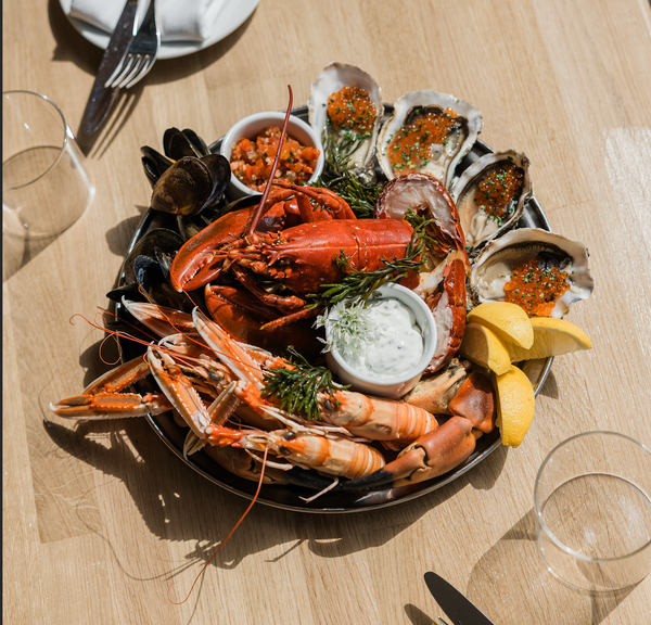 Christmas Seafood Platter, sides & wine